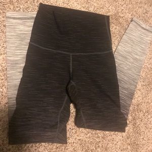 Lululemon size 6